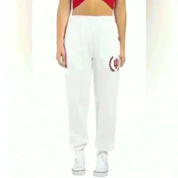 Hype and Vice IU Hoosiers Boyfriend Sweatpants - Picture 1 of 10
